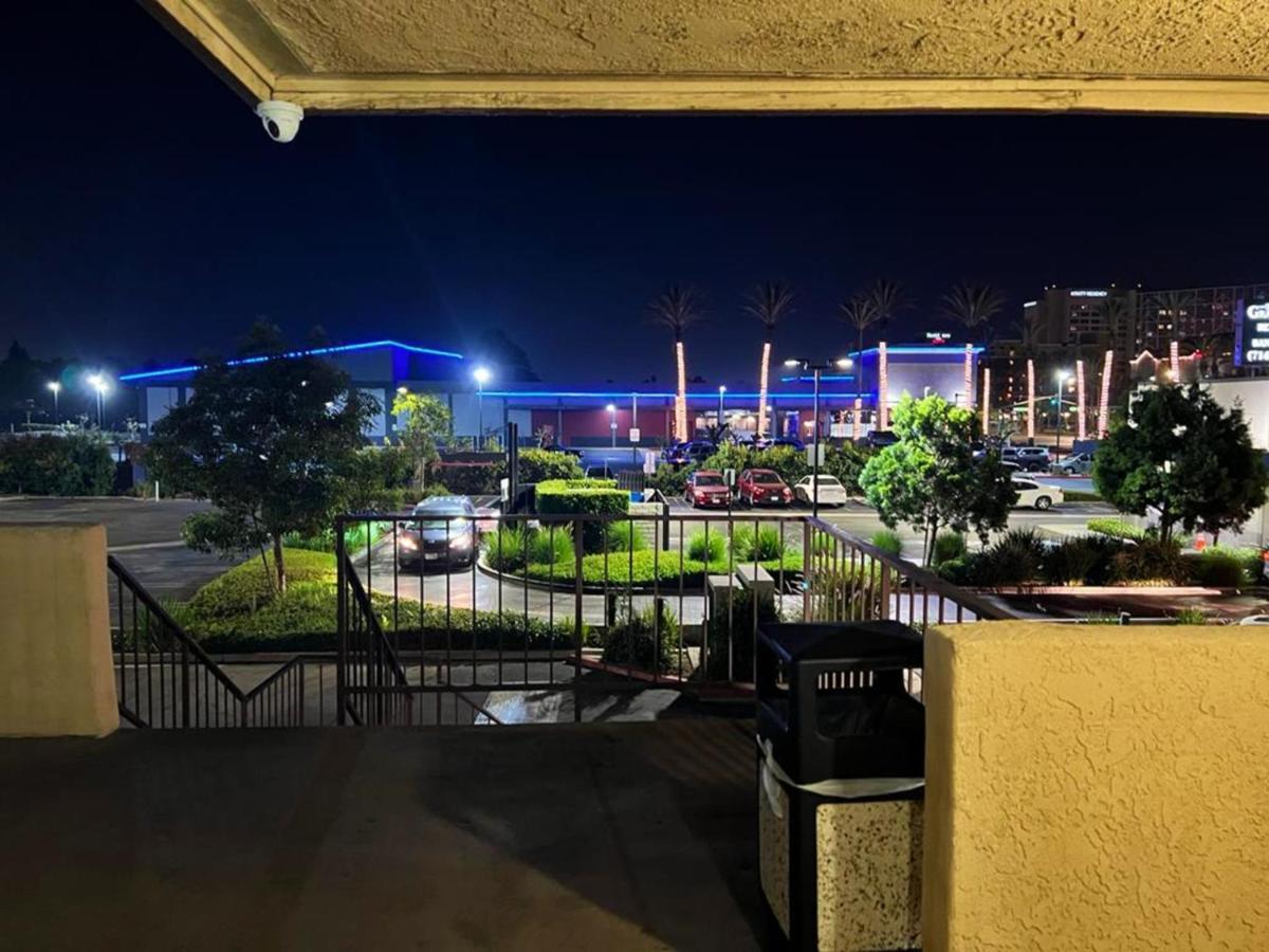 Hostel Bposhtels Anaheim Exterior foto